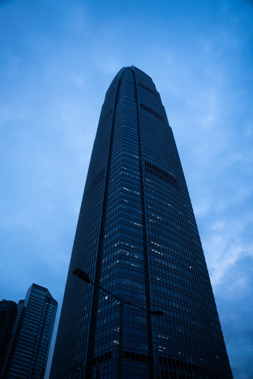 iconic hong kong skyscraper at dusk